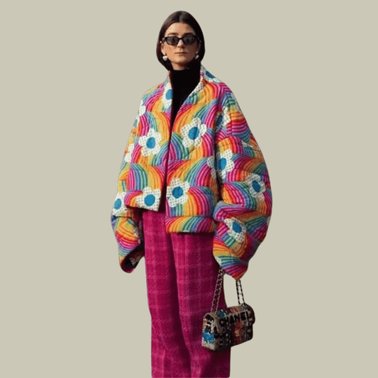 Stella | Bunte gesteppte oversized jacke mit regenbogenmuster